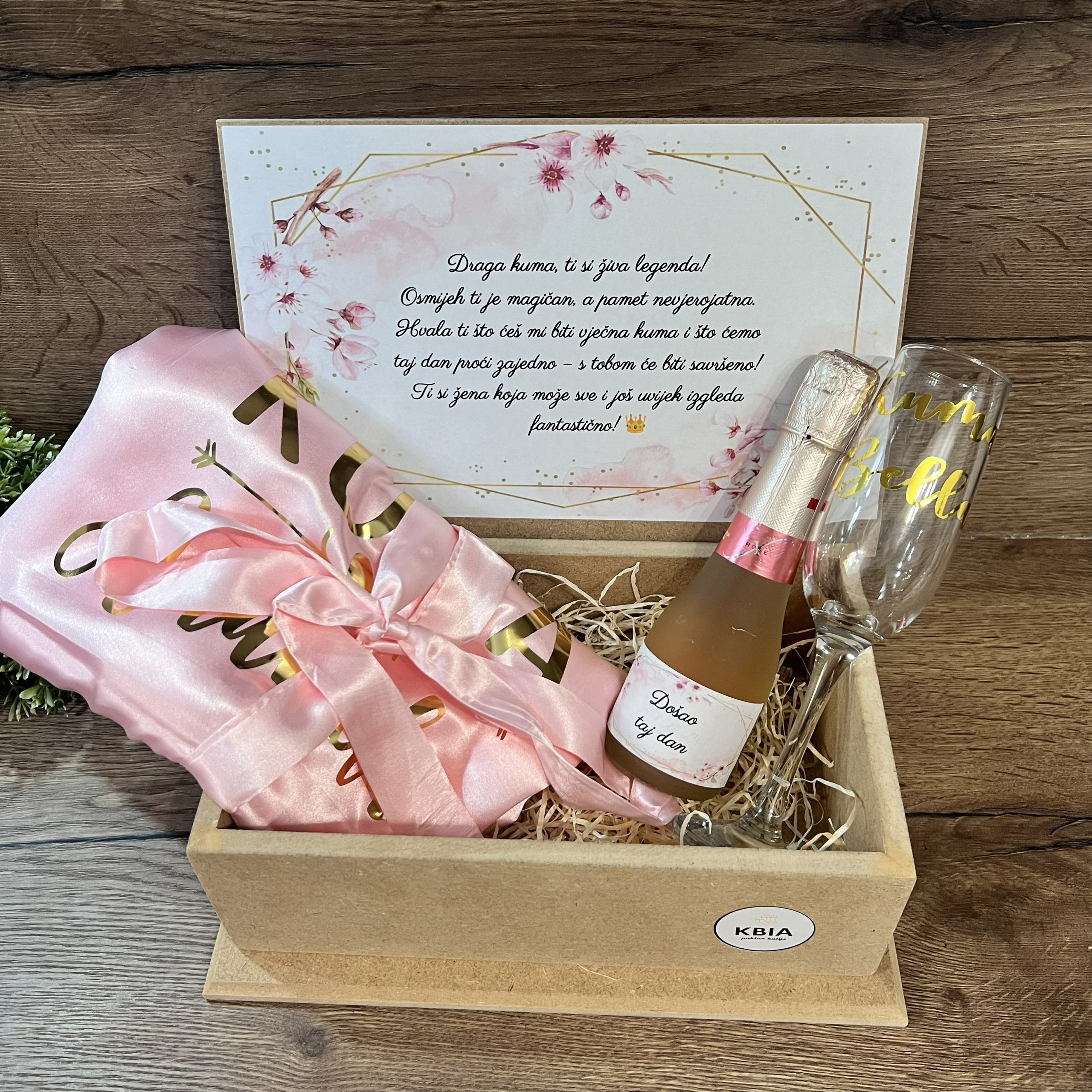 Poklon kutija - kuma 01