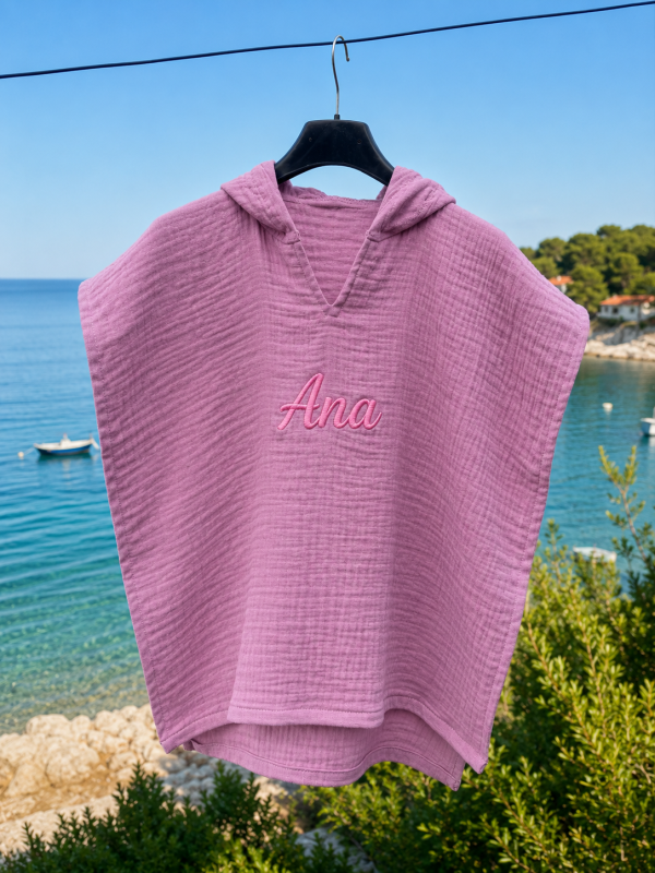 4393F481-16F5-41AC-97D6-187151760100 Muslin pončo